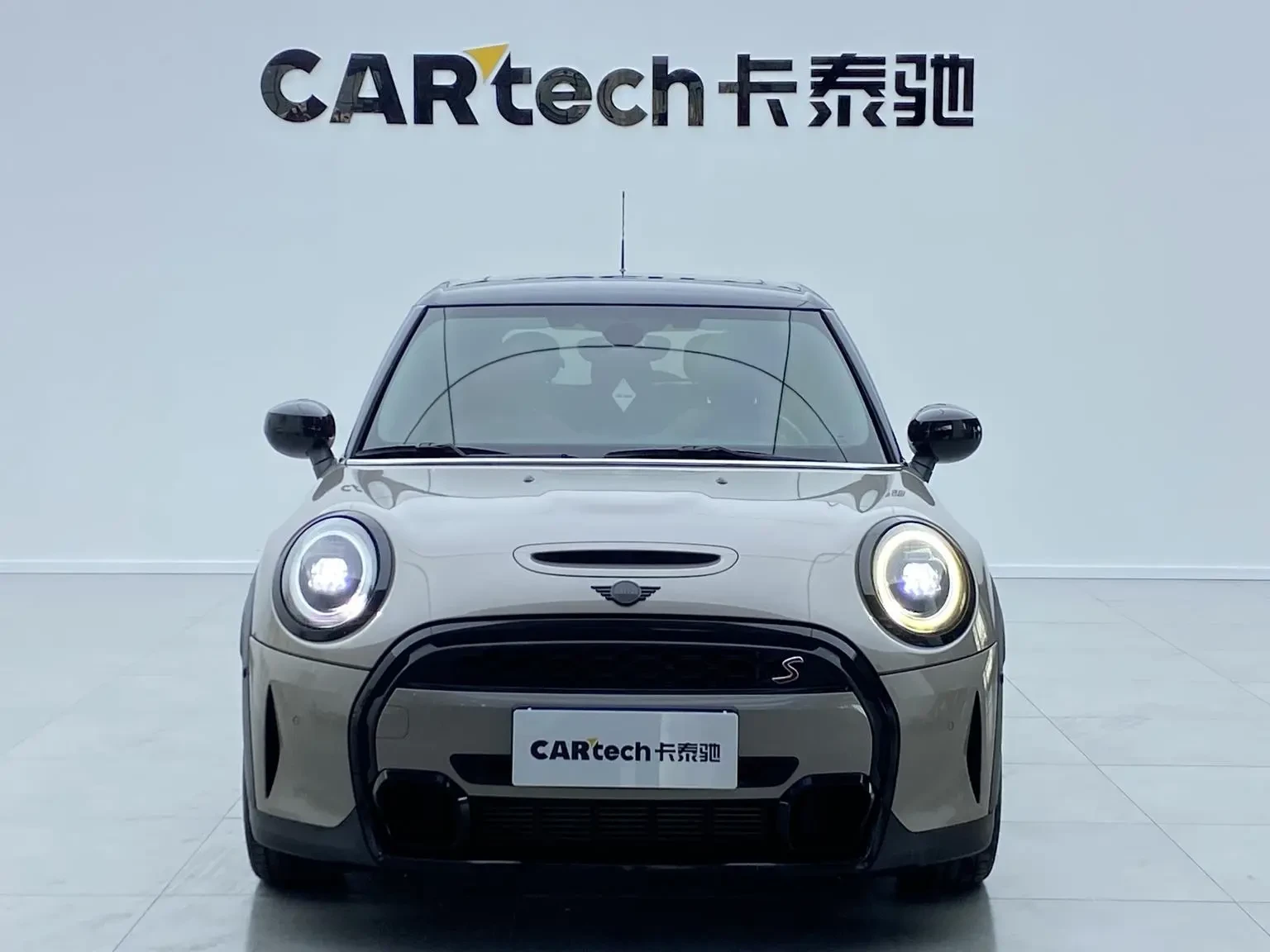 Main__Slider__Photo:undefined undefined 2023-1
