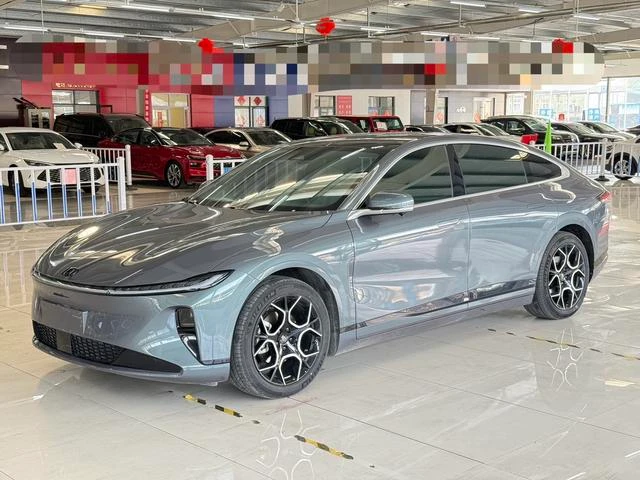 Main__Slider__Photo:undefined undefined 2024-0