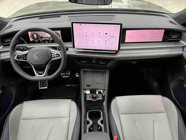 Main__Slider__Photo:undefined undefined 2025-1