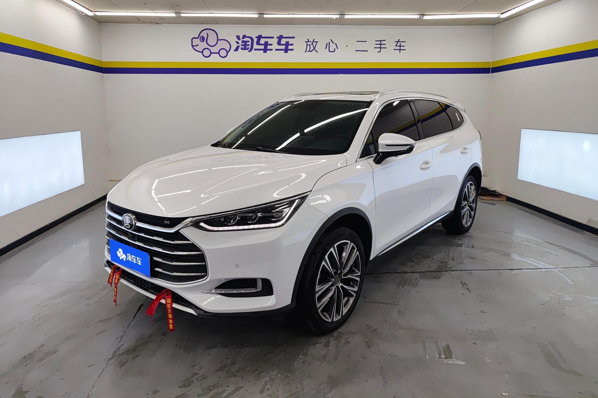 Main__Slider__Photo:undefined undefined 2019-0