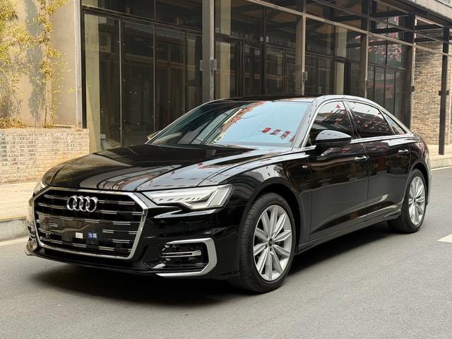 Main__Slider__Photo:undefined undefined 2023-0