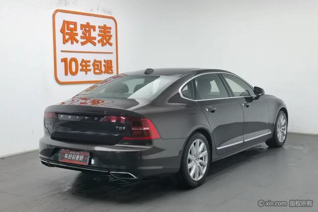 Main__Slider__Photo:undefined undefined 2020-1