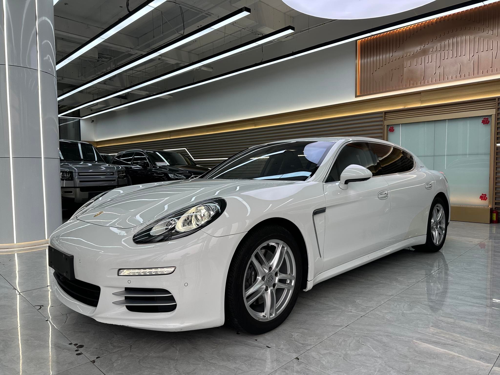 Main__Slider__Photo:undefined undefined 2014-0