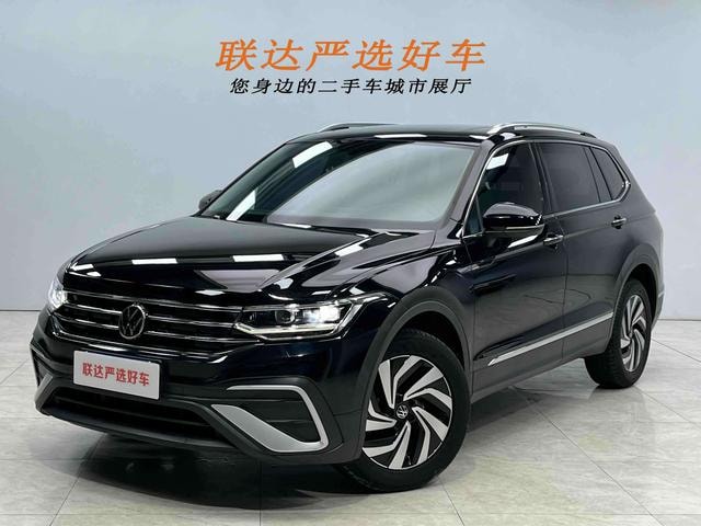 Main__Slider__Photo:undefined undefined 2023-0