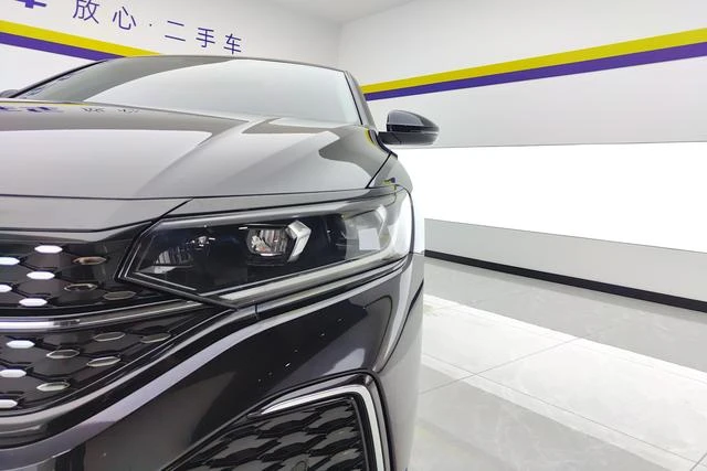 Main__Slider__Photo:undefined undefined 2022-1