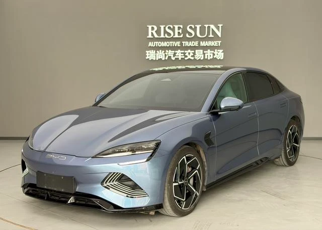 Main__Slider__Photo:undefined undefined 2022-0