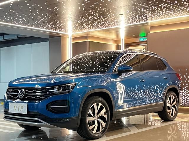 Main__Slider__Photo:undefined undefined 2019-0
