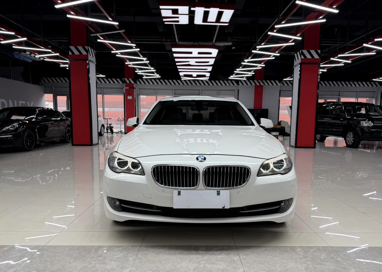 Main__Slider__Photo:undefined undefined 2013-1