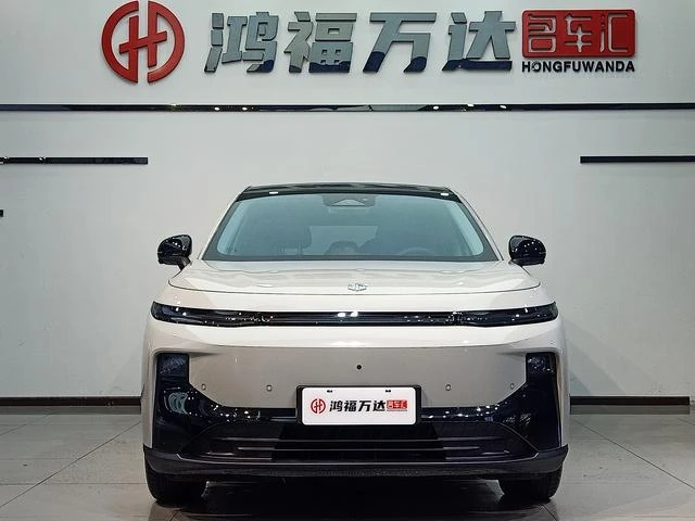 Main__Slider__Photo:undefined undefined 2025-1