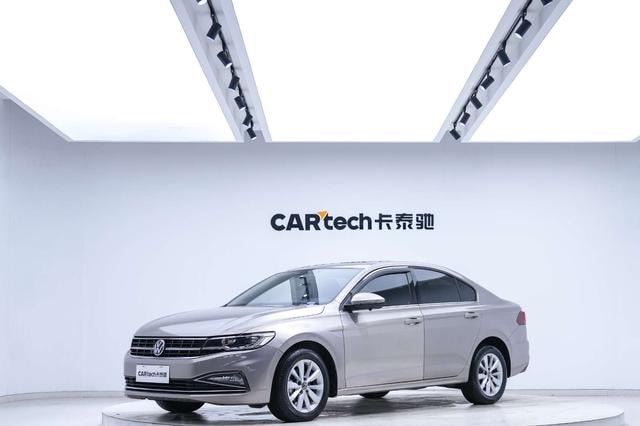 Main__Slider__Photo:undefined undefined 2021-0