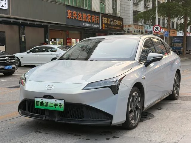 Main__Slider__Photo:undefined undefined 2023-0