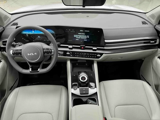 Main__Slider__Photo:undefined undefined 2025-1