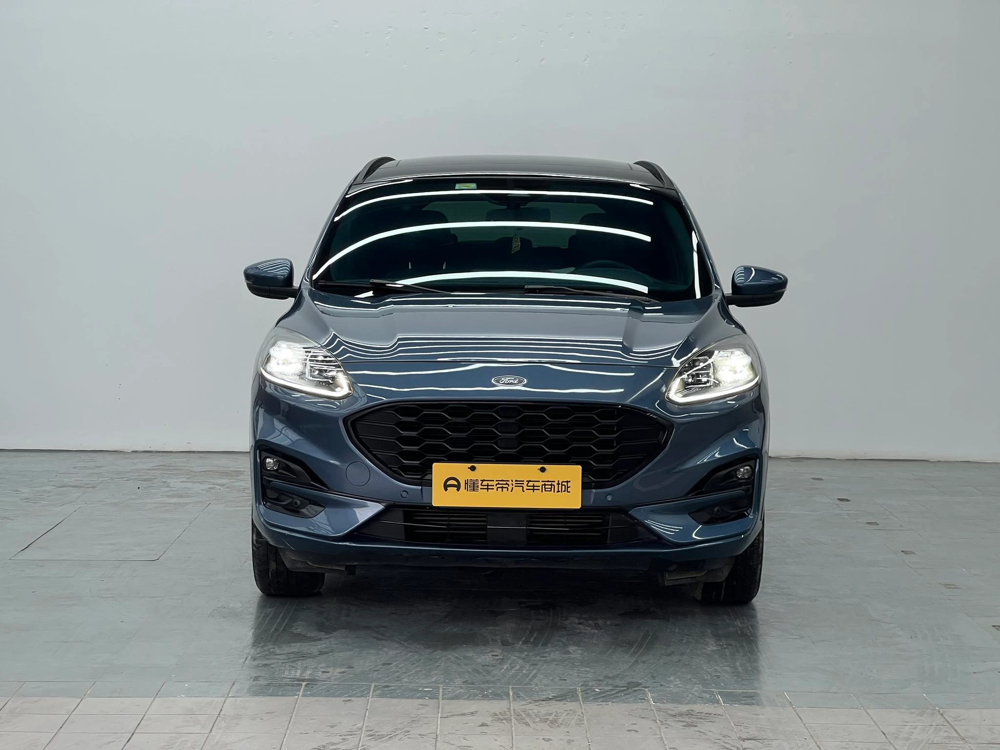 Main__Slider__Photo:undefined undefined 2019-1