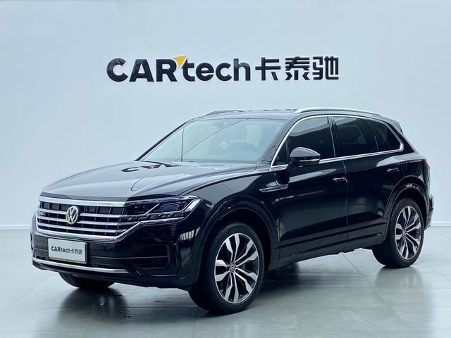 Main__Slider__Photo:undefined undefined 2019-0