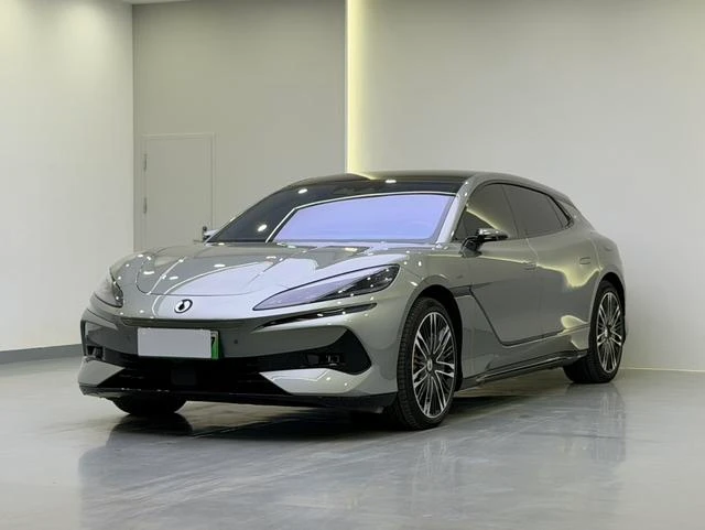 Main__Slider__Photo:undefined undefined 2024-0