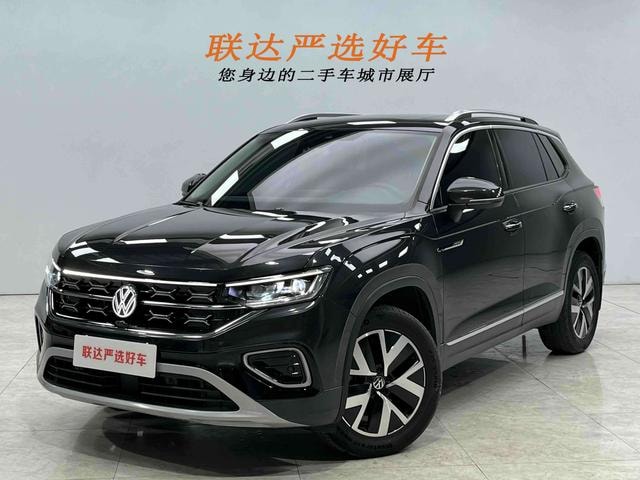 Main__Slider__Photo:undefined undefined 2023-0