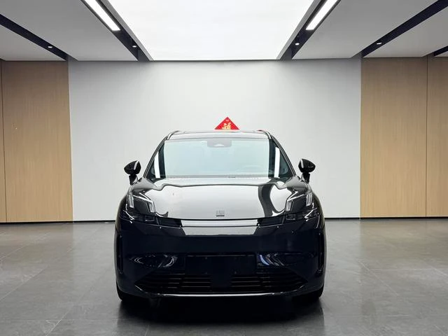 Main__Slider__Photo:undefined undefined 2023-1