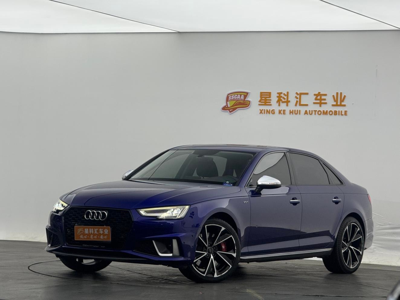 Main__Slider__Photo:undefined undefined 2019-0