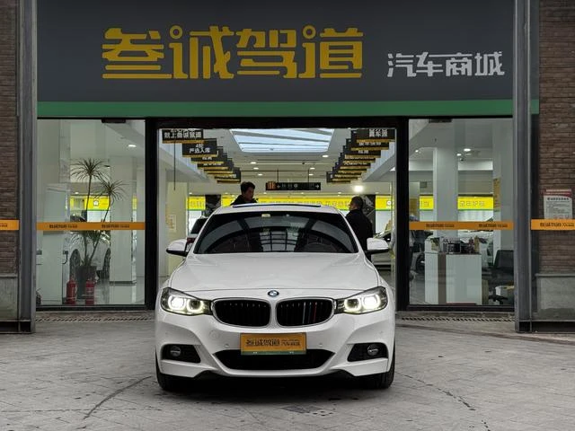 Main__Slider__Photo:undefined undefined 2019-1