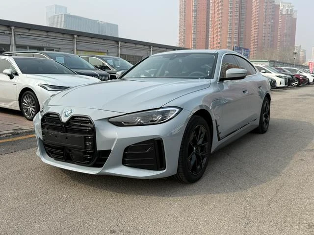 Main__Slider__Photo:undefined undefined 2023-0