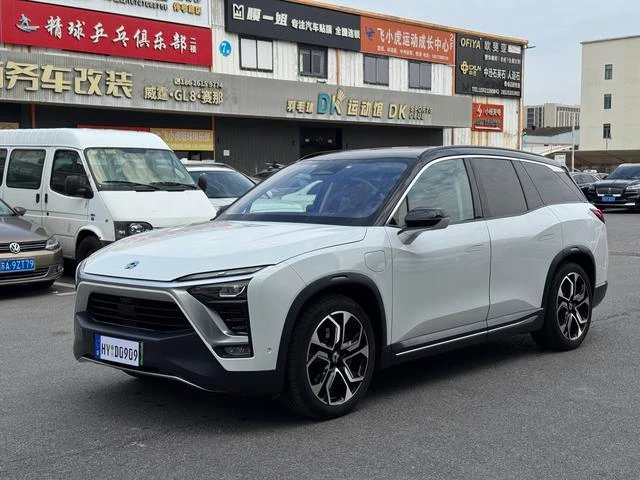Main__Slider__Photo:undefined undefined 2018-0
