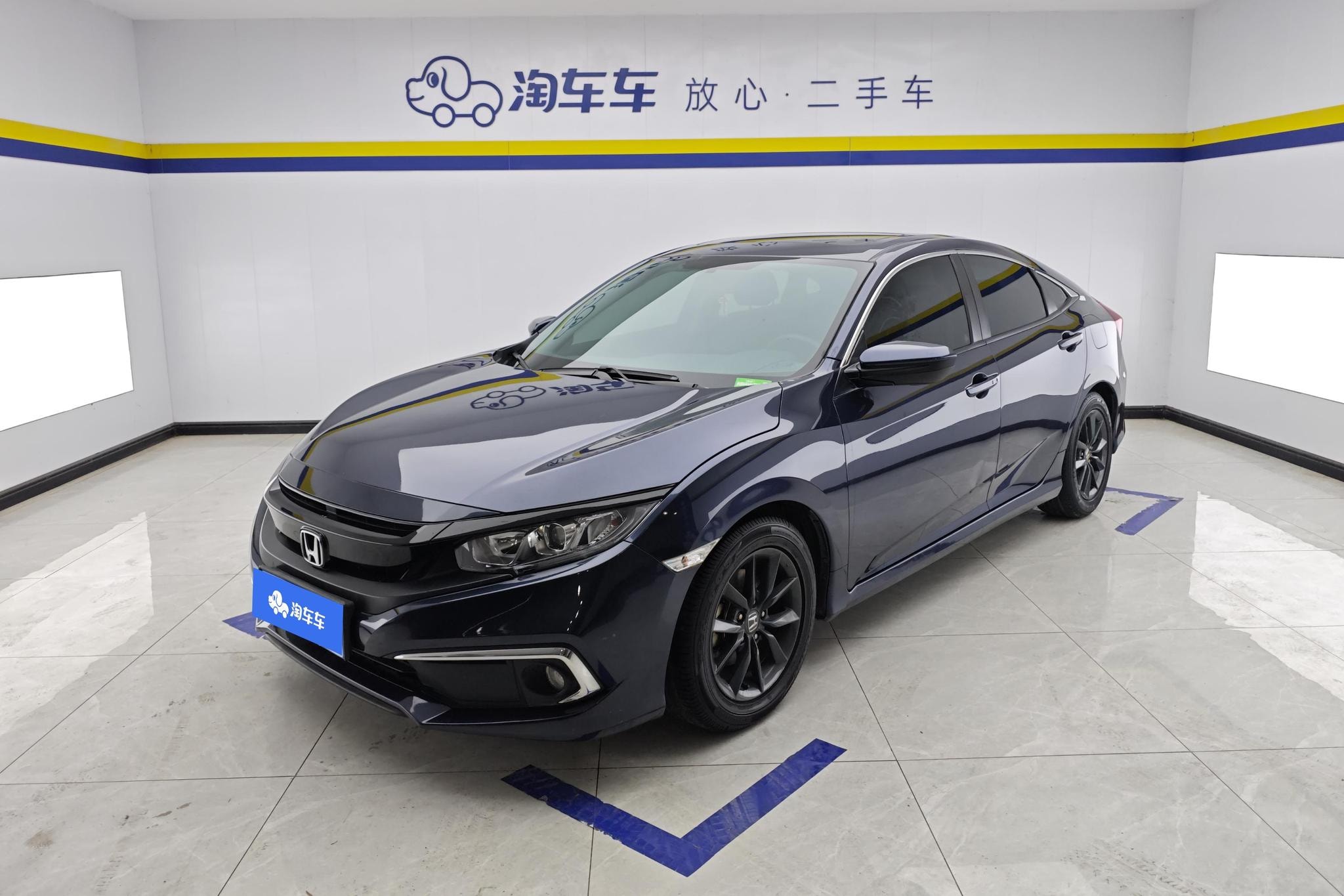 Main__Slider__Photo:undefined undefined 2019-0