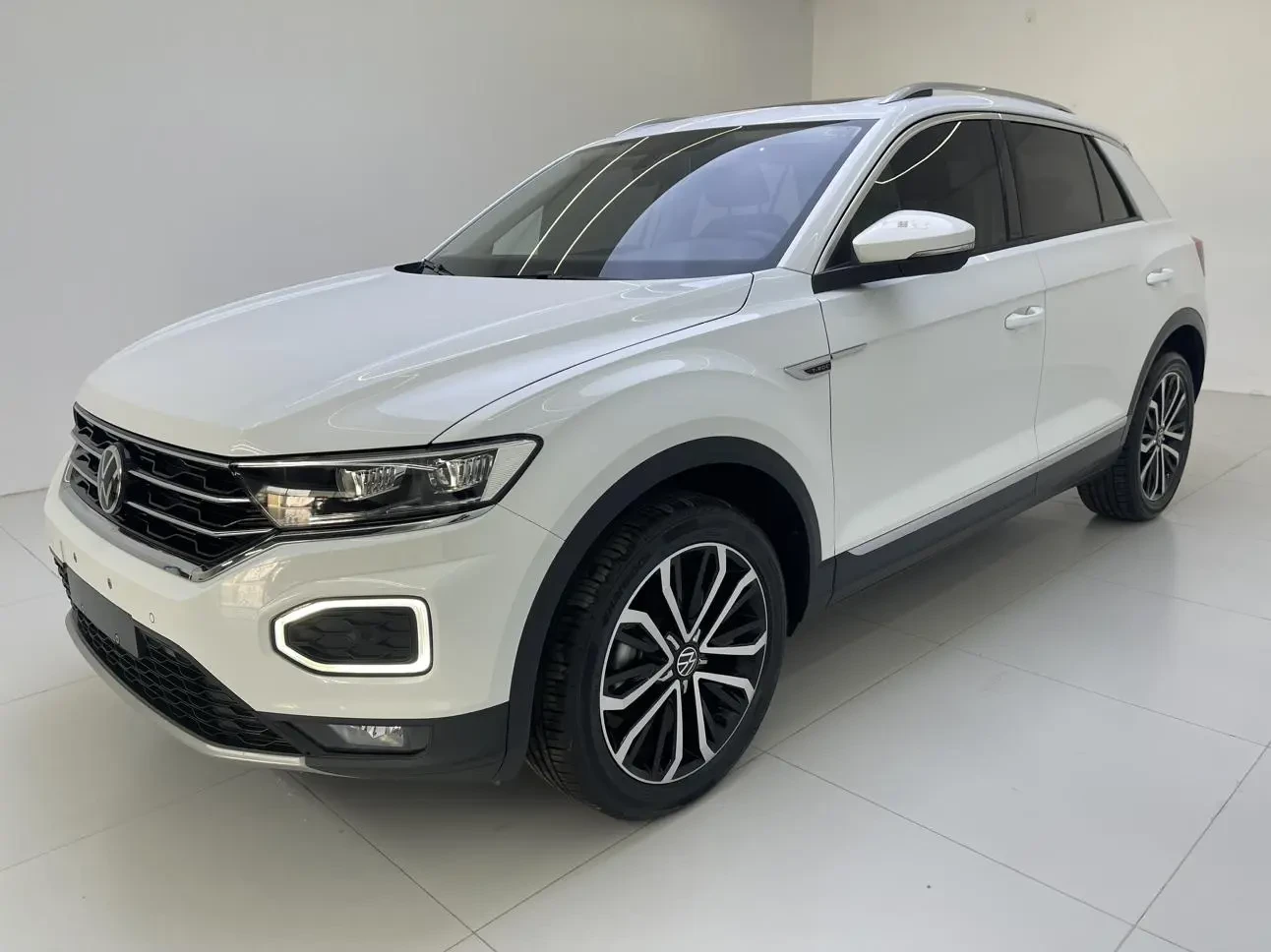 Main__Slider__Photo:undefined undefined 2022-0