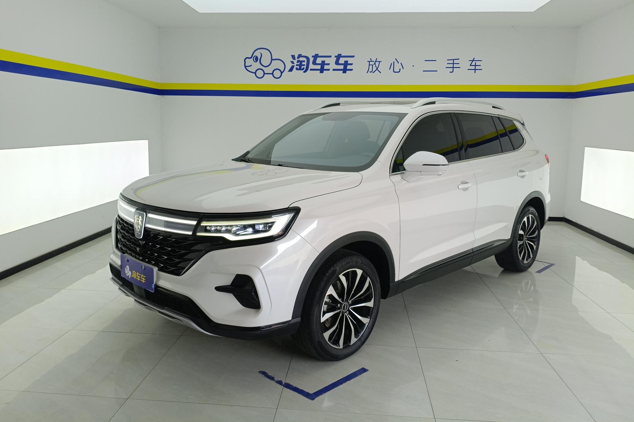 Main__Slider__Photo:undefined undefined 2021-0