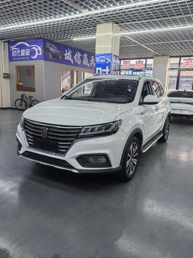 Main__Slider__Photo:undefined undefined 2019-0