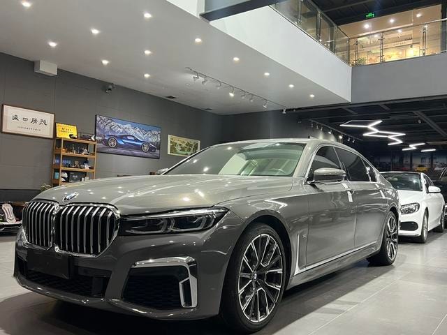 Main__Slider__Photo:undefined undefined 2019-0