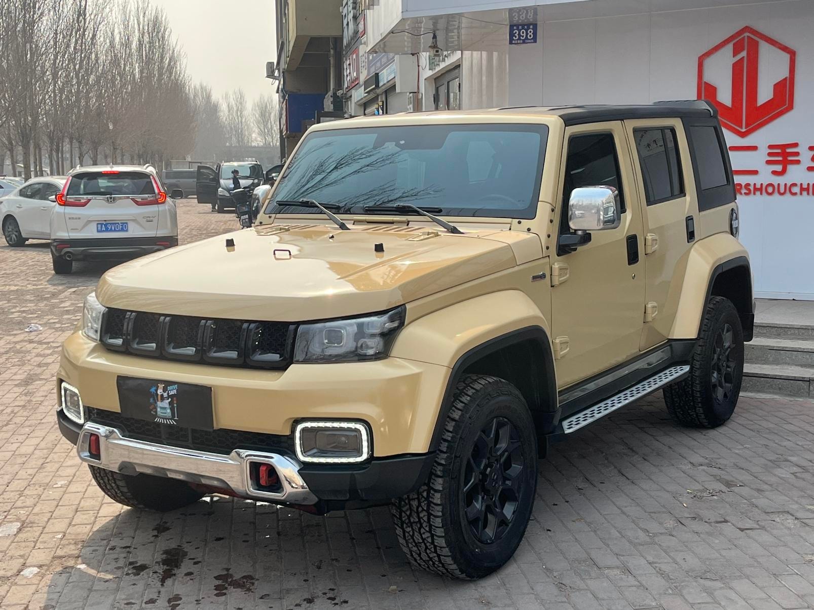 Main__Slider__Photo:undefined undefined 2019-0