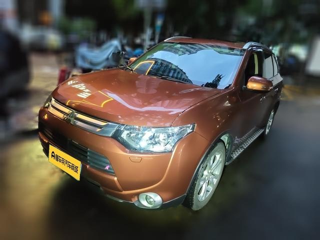 Main__Slider__Photo:undefined undefined 2014-0