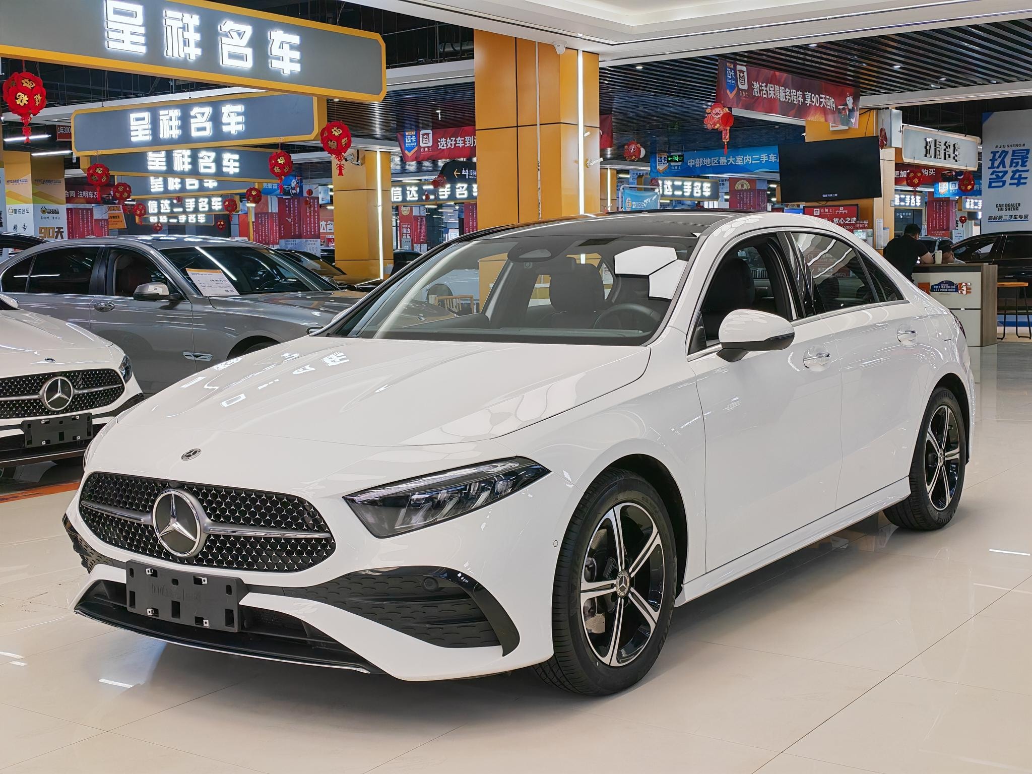 Main__Slider__Photo:undefined undefined 2023-0