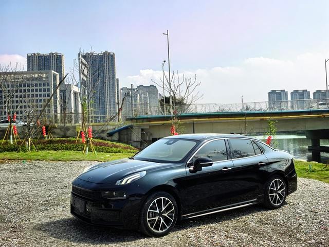 Main__Slider__Photo:undefined undefined 2020-0