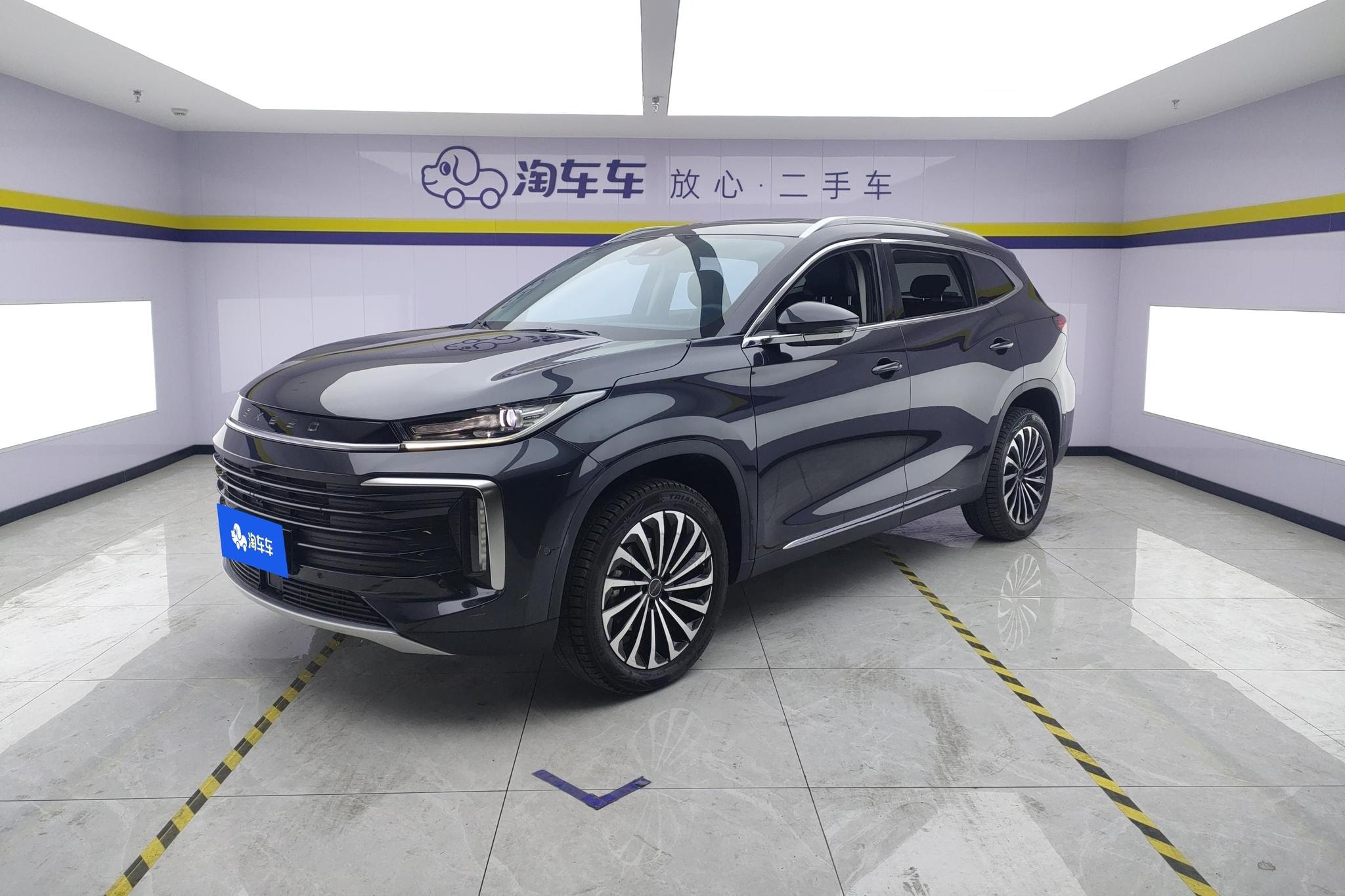 Main__Slider__Photo:undefined undefined 2021-0