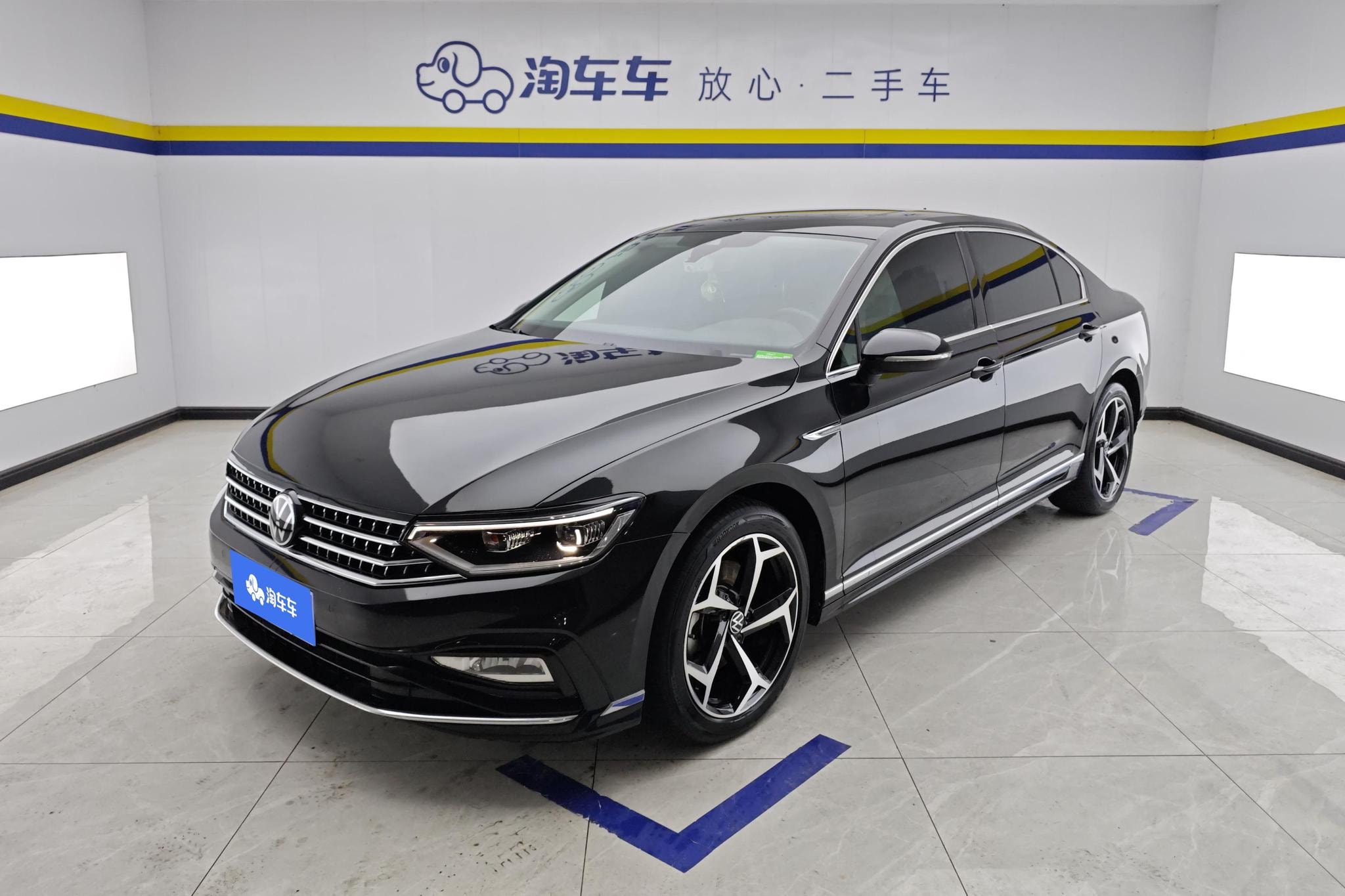 Main__Slider__Photo:undefined undefined 2023-0