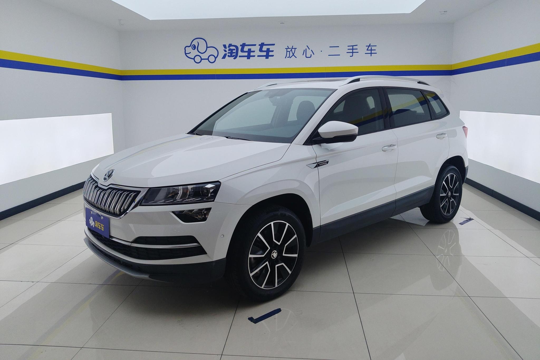 Main__Slider__Photo:undefined undefined 2019-0