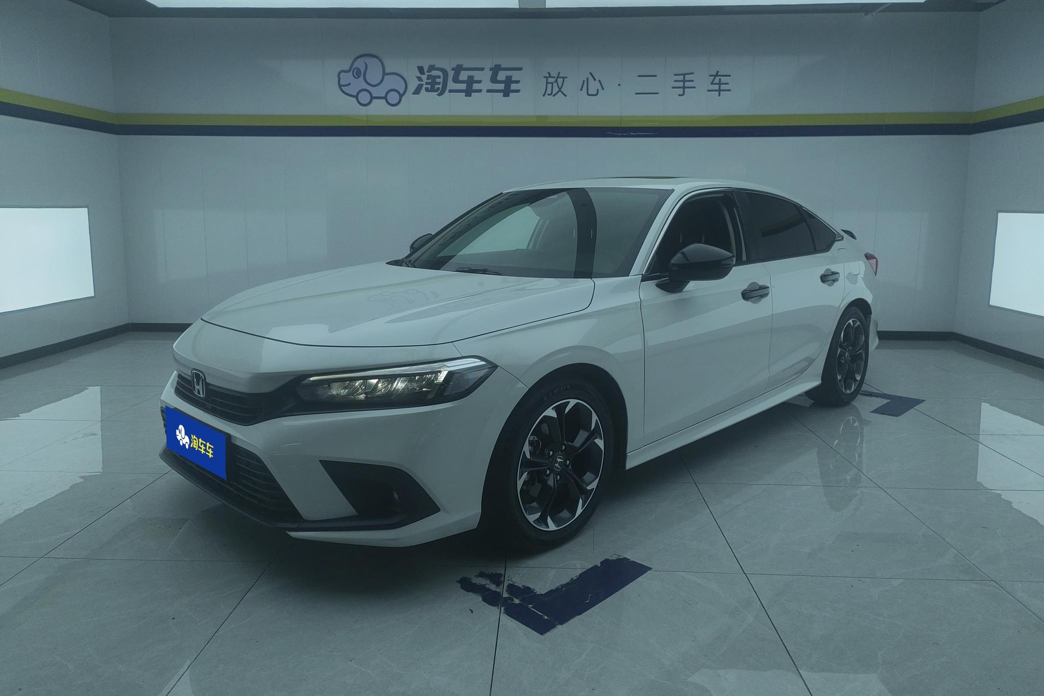 Main__Slider__Photo:undefined undefined 2022-0