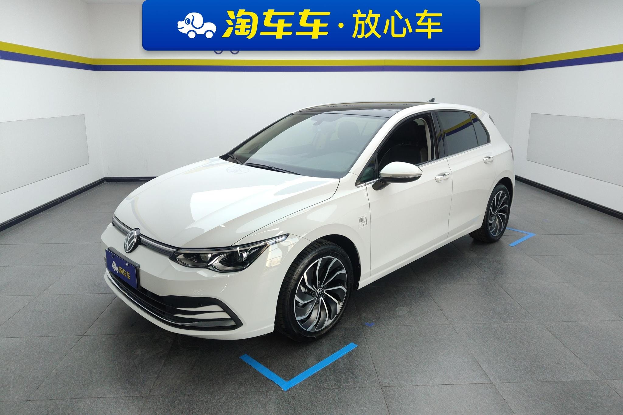 Main__Slider__Photo:undefined undefined 2023-0