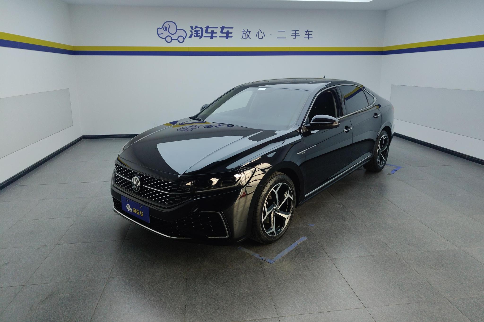 Main__Slider__Photo:undefined undefined 2023-0