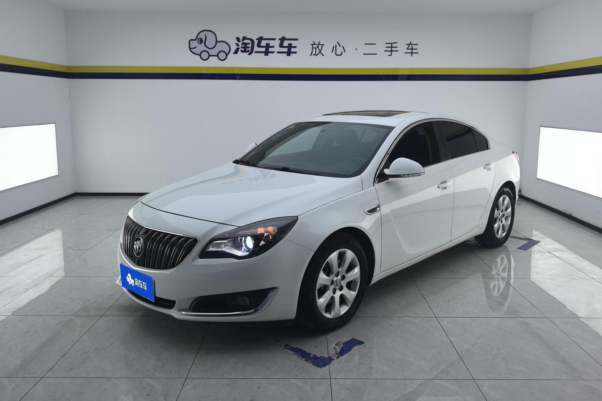 Main__Slider__Photo:undefined undefined 2015-0