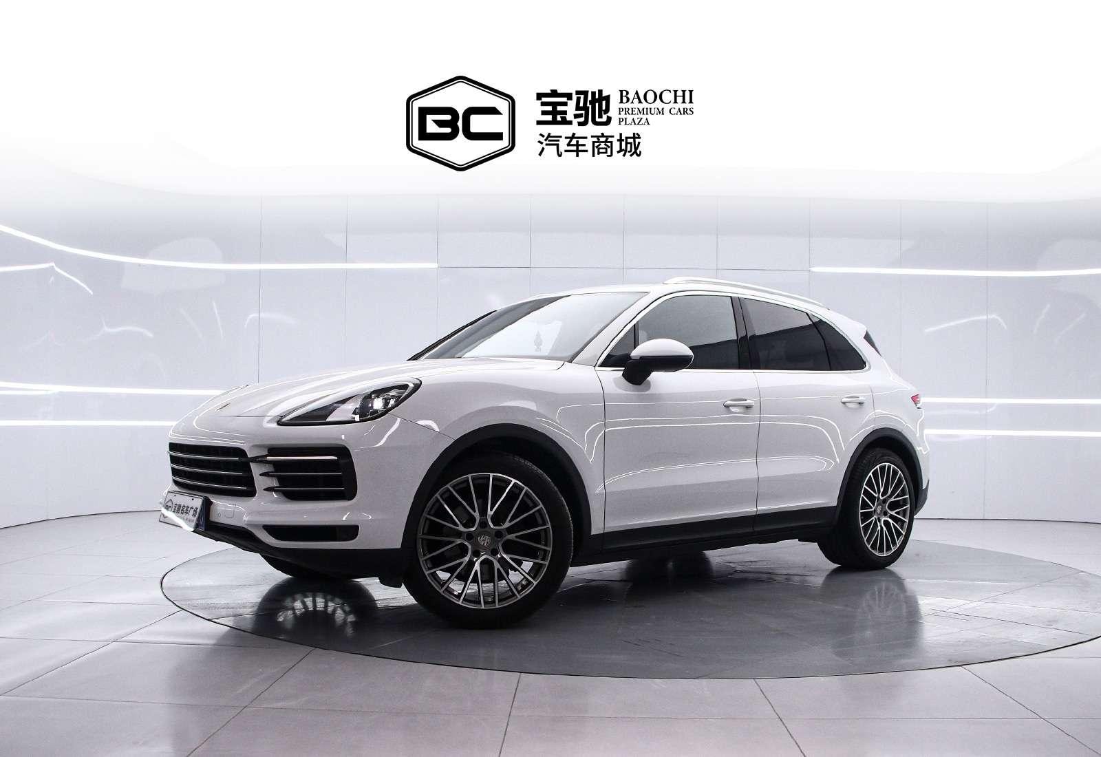 Main__Slider__Photo:undefined undefined 2019-0