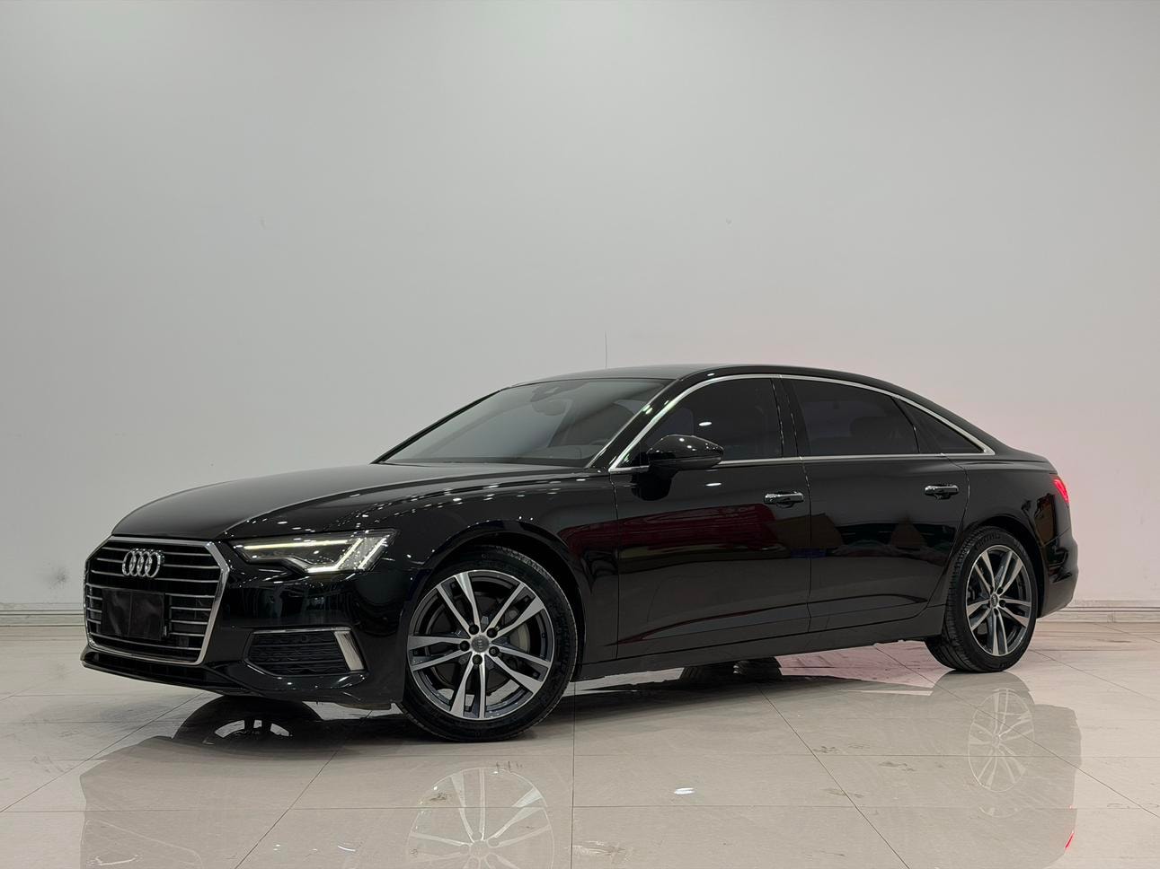 Main__Slider__Photo:undefined undefined 2021-0
