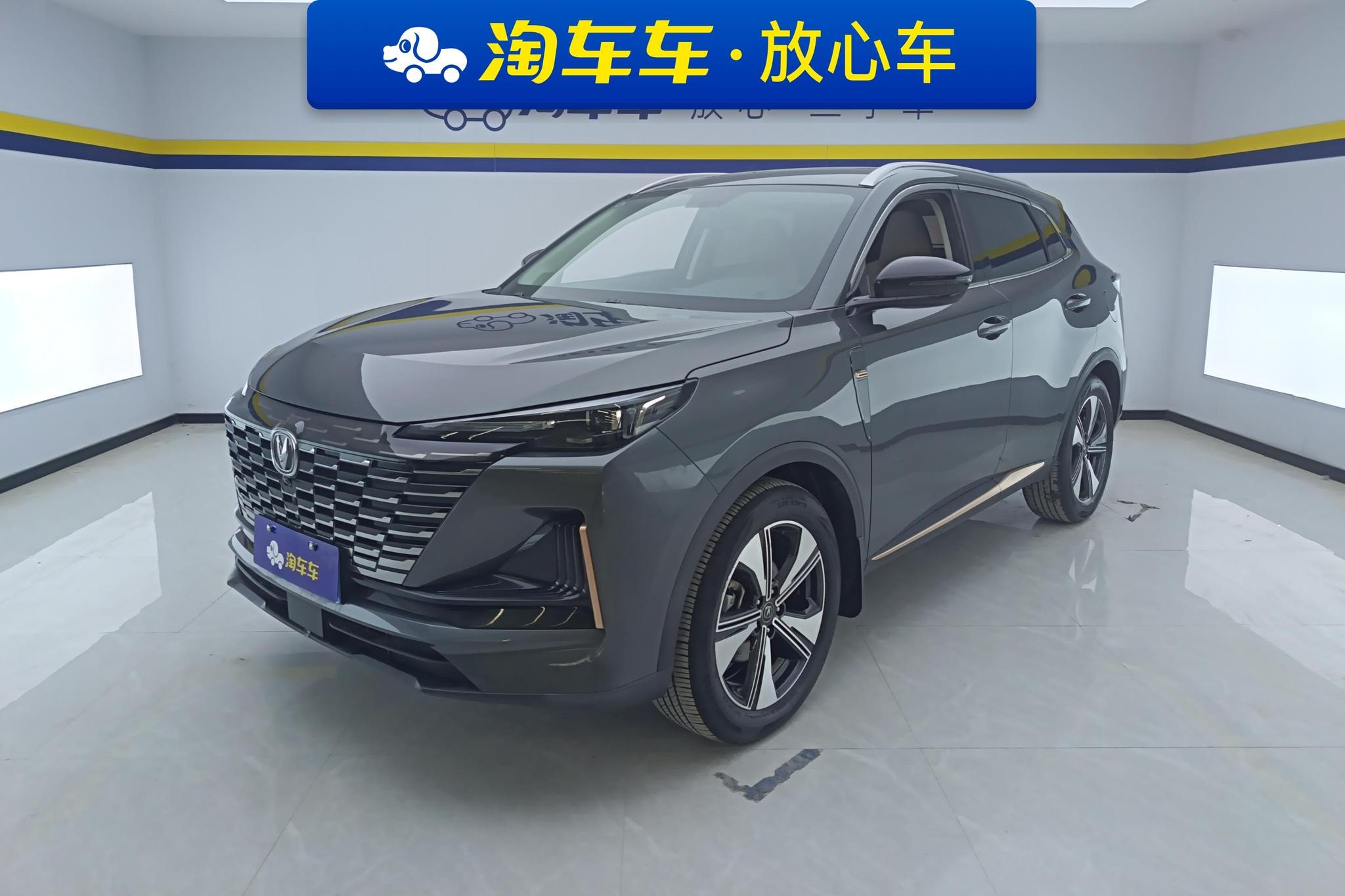 Main__Slider__Photo:undefined undefined 2022-0