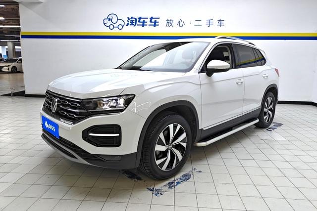 Main__Slider__Photo:undefined undefined 2019-0