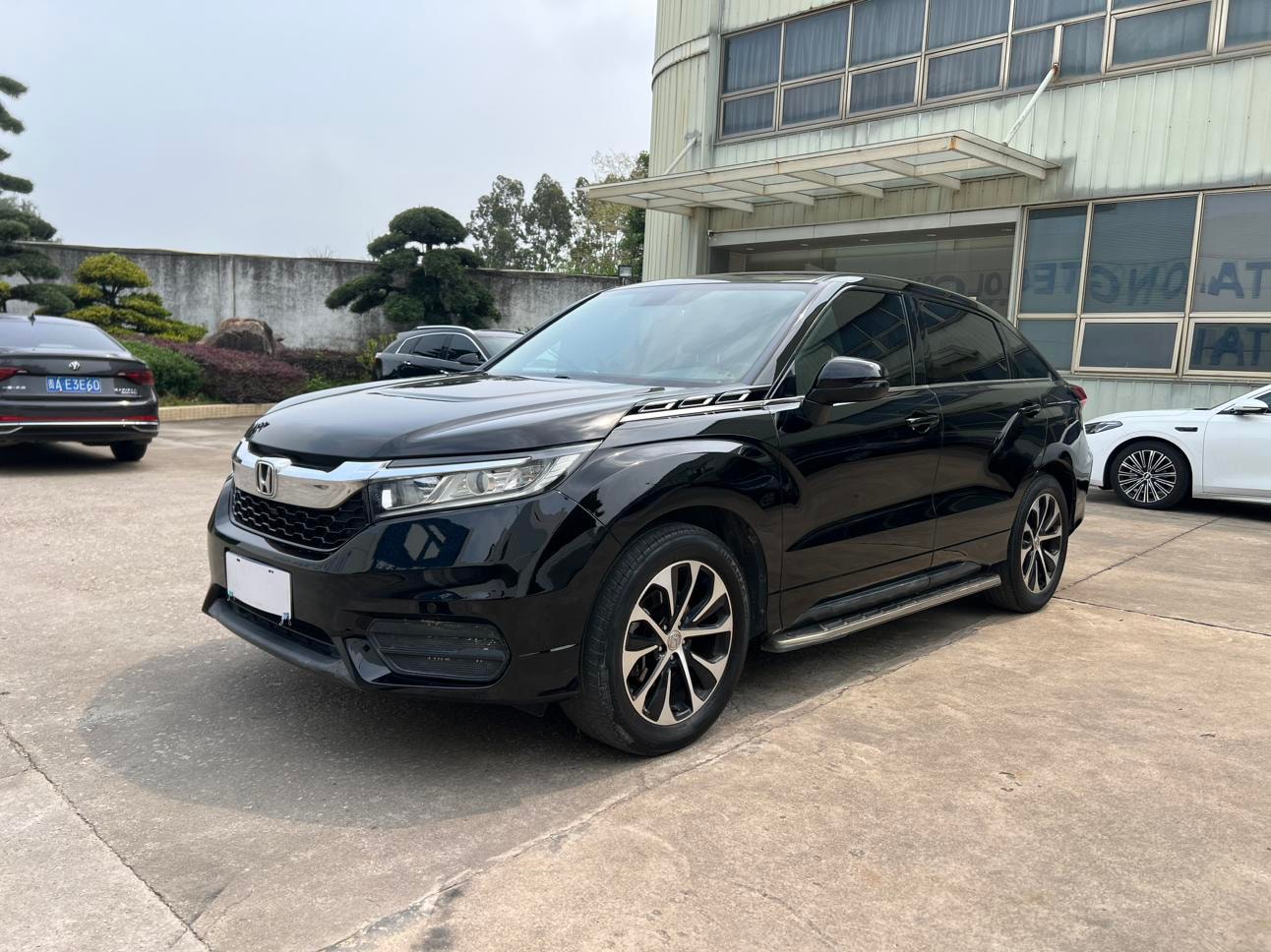 Main__Slider__Photo:undefined undefined 2019-0