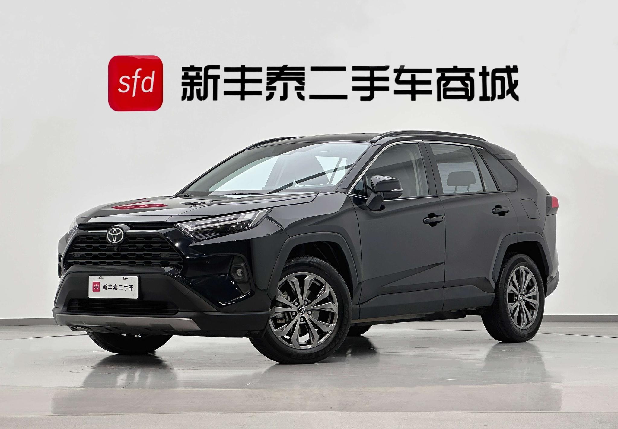 Main__Slider__Photo:undefined undefined 2023-0