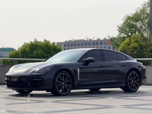 Main__Slider__Photo:undefined undefined 2023-0