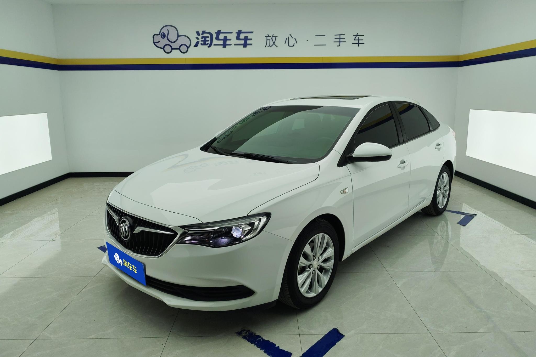 Main__Slider__Photo:undefined undefined 2021-0
