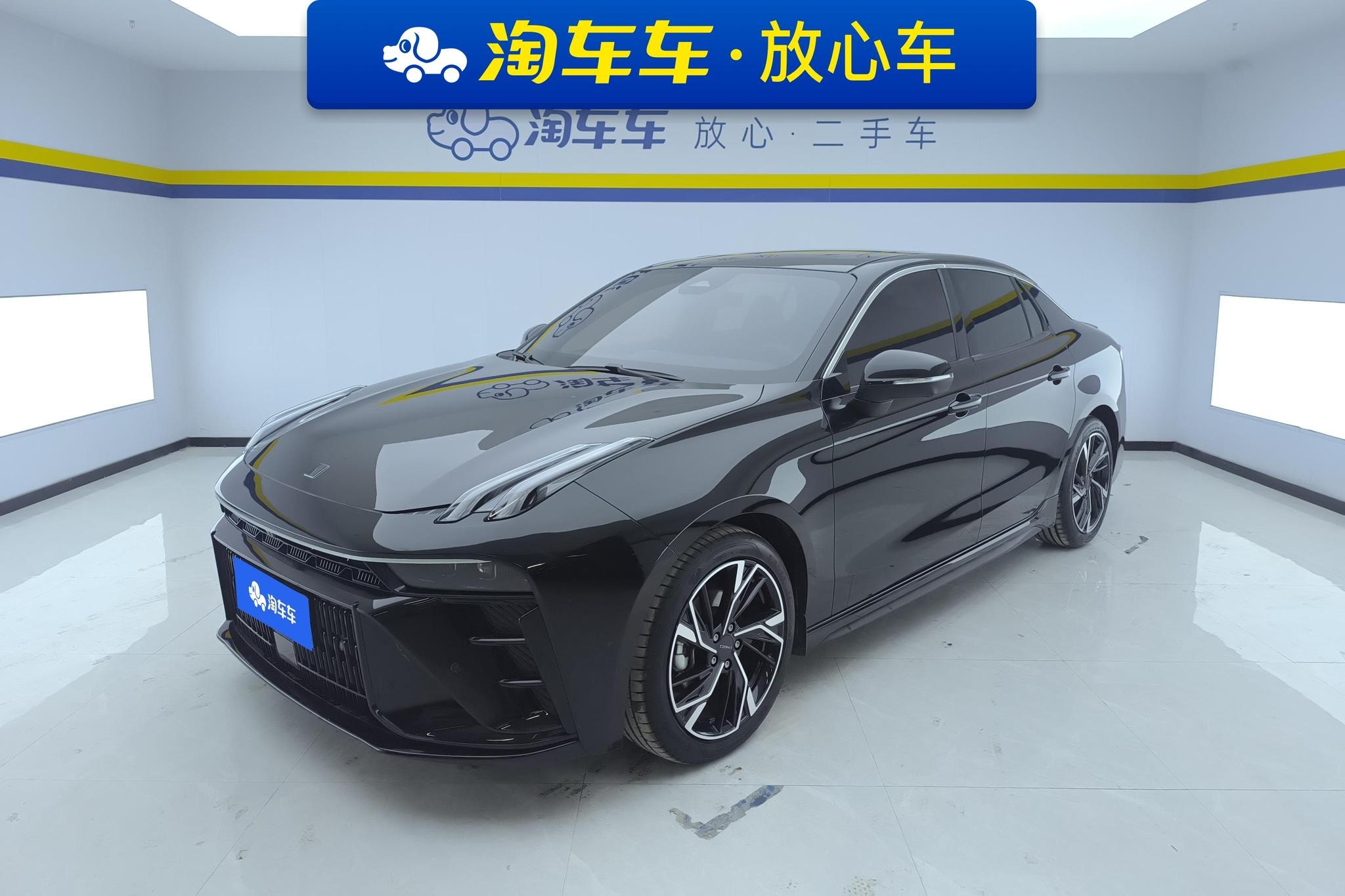 Main__Slider__Photo:undefined undefined 2023-0